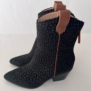 Oasis Society Black Polka Dot Ankle Booties Size 8 Block Heel